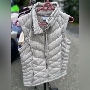 Columbia Vest